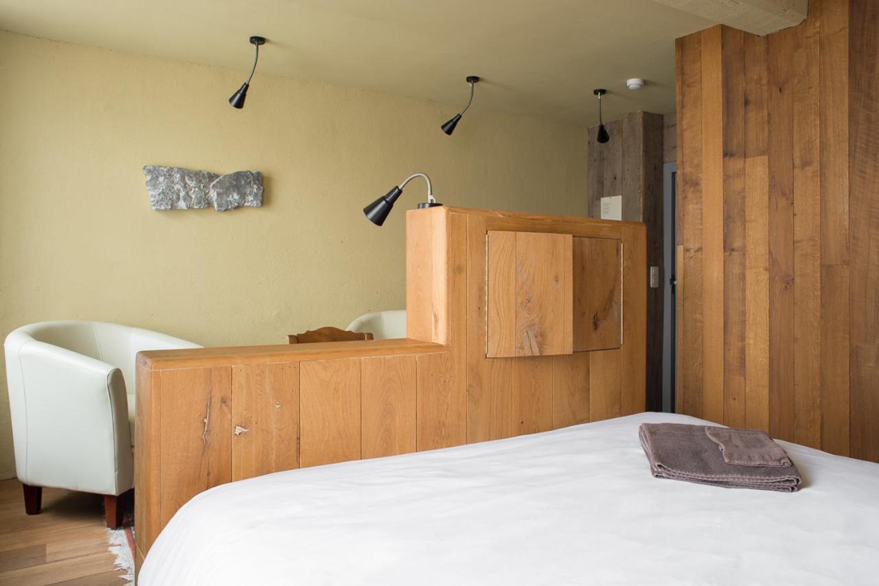 Poeziehotel Surplace - 15 Min Van Pairi Daiza & Industriezone Ghislenghien Bever Екстериор снимка