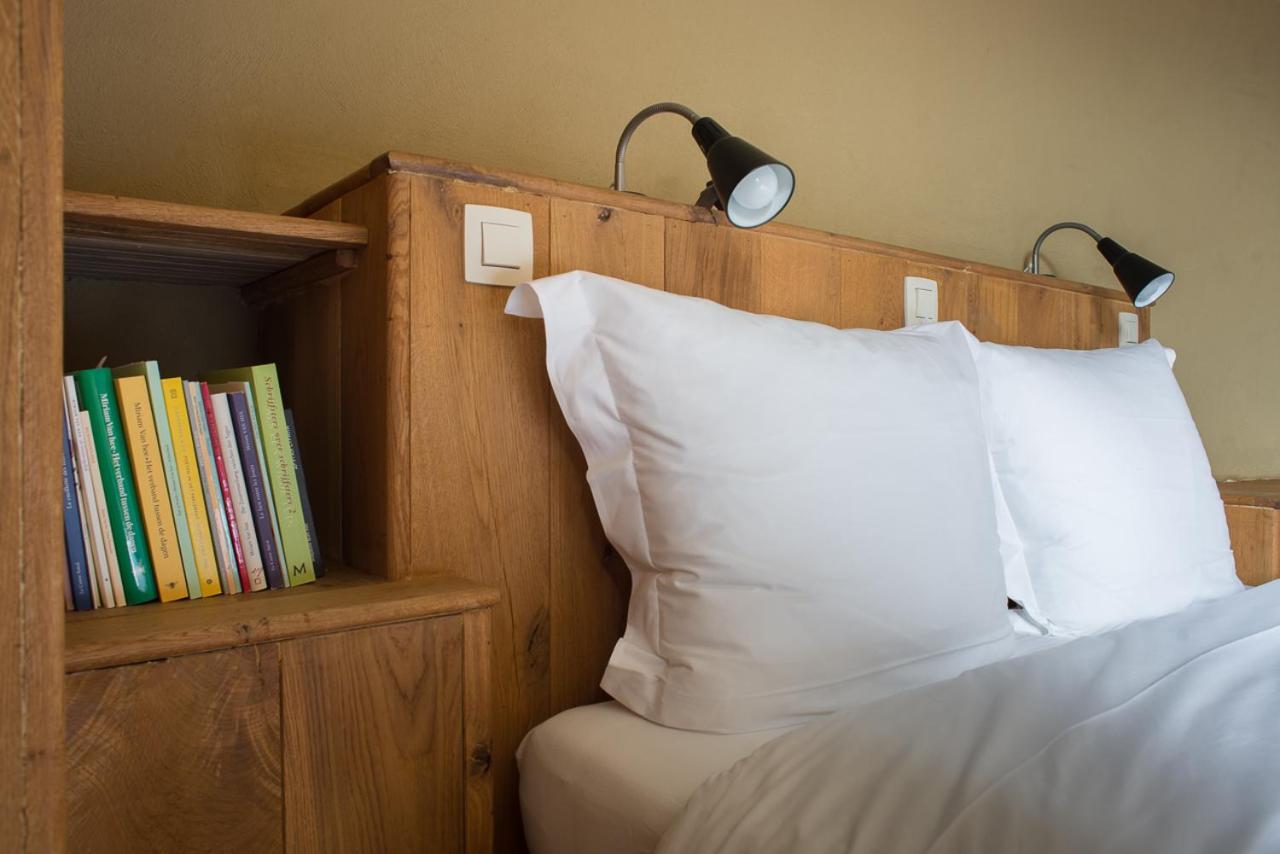 Poeziehotel Surplace - 15 Min Van Pairi Daiza & Industriezone Ghislenghien Bever Екстериор снимка